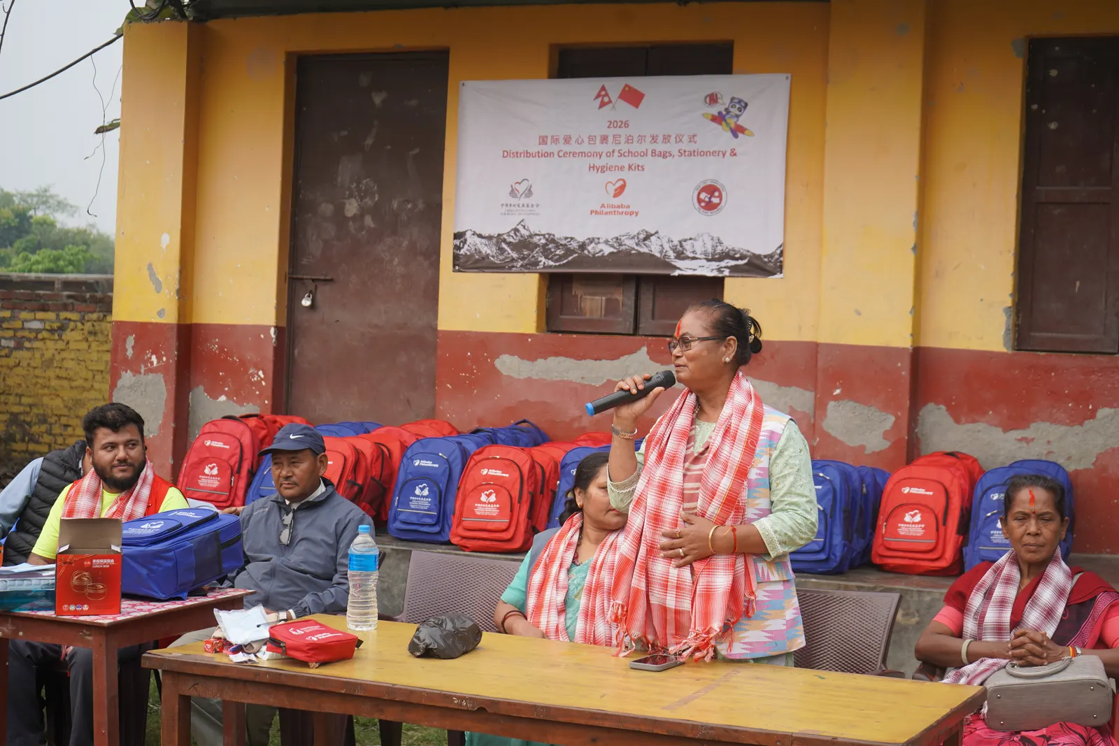The Forum for Rural Women Ardency Development (FORWARD), in collaboration with the China Foundation and New Light Foundation, distributed school bags, stationery, colouring materials, and hygiene kits to students.  We believe this small contribution will encourage students to become more enthusiastic about their studies while also supporting their daily needs. 4