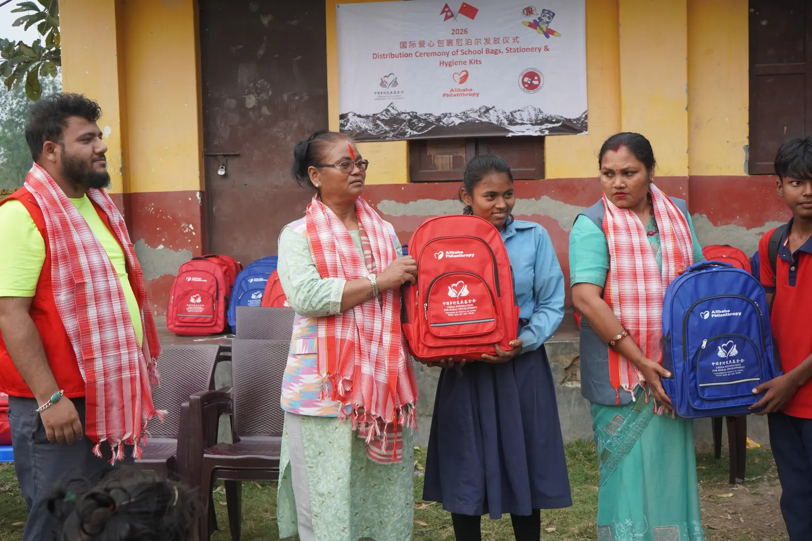 The Forum for Rural Women Ardency Development (FORWARD), in collaboration with the China Foundation and New Light Foundation, distributed school bags, stationery, colouring materials, and hygiene kits to students.  We believe this small contribution will encourage students to become more enthusiastic about their studies while also supporting their daily needs. 5