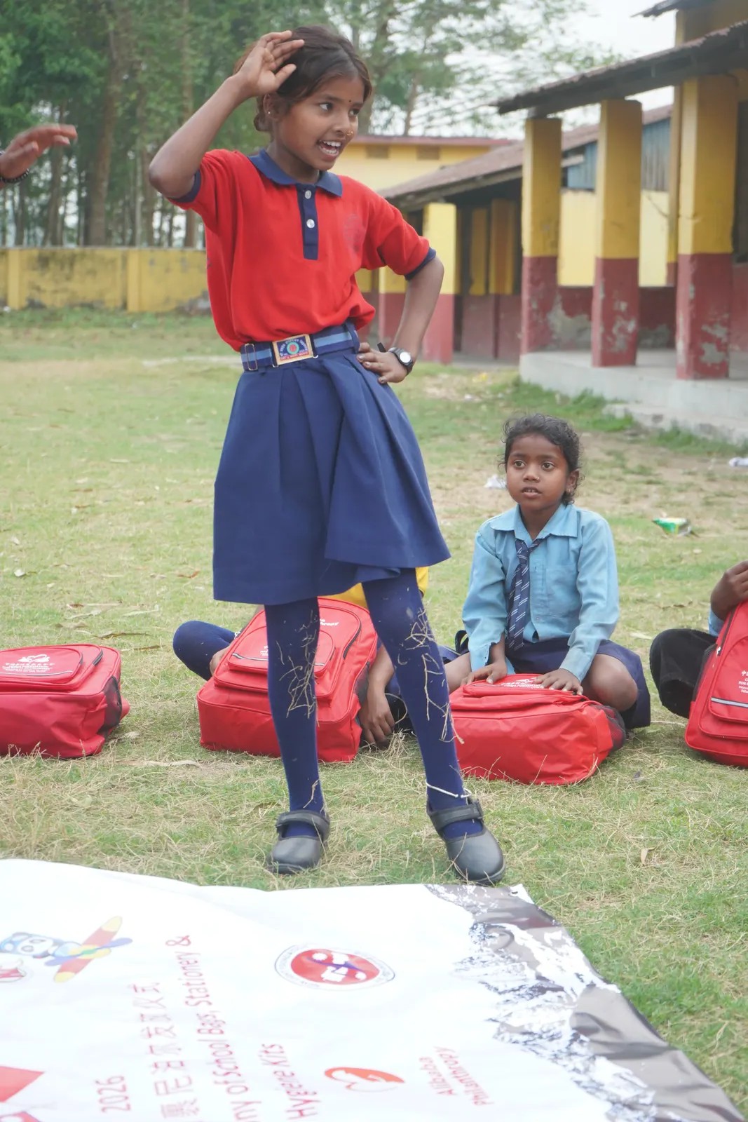 The Forum for Rural Women Ardency Development (FORWARD), in collaboration with the China Foundation and New Light Foundation, distributed school bags, stationery, colouring materials, and hygiene kits to students.  We believe this small contribution will encourage students to become more enthusiastic about their studies while also supporting their daily needs. 25
